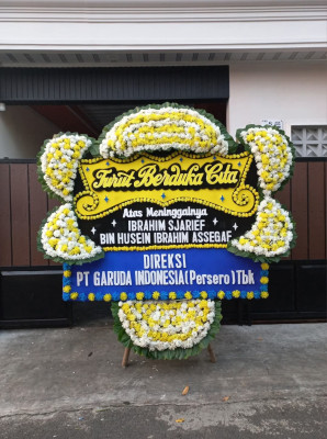 Papan Bunga Duka di Kampung Apar